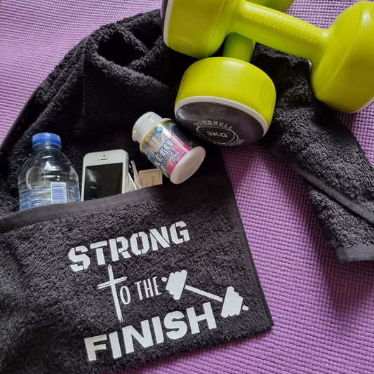 Strong to the Finish Zip Pocket Gym Towel
